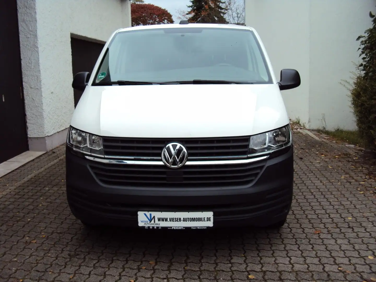 Volkswagen T6.1 Transporter Kasten lang DSG Klima AHK Navi Blanc - 2