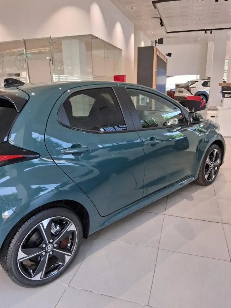 Toyota Yaris 120H 1.5 Style Verde - 2