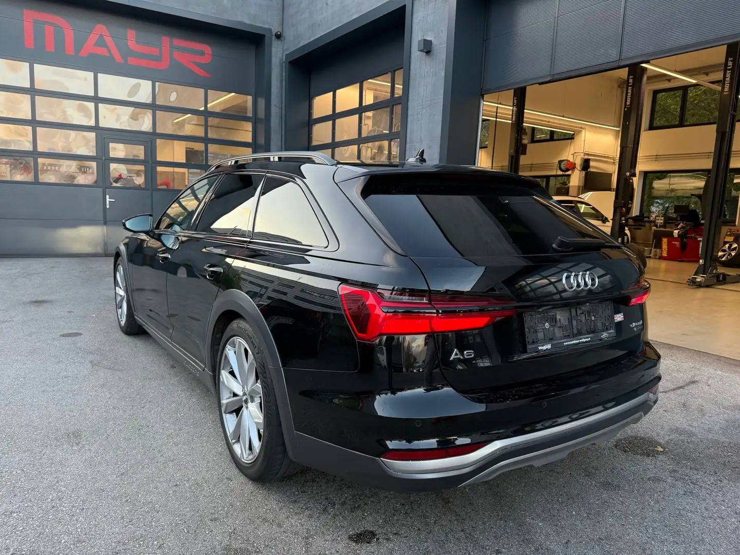 Audi A6 allroad 50 TDI basis Noir - 2
