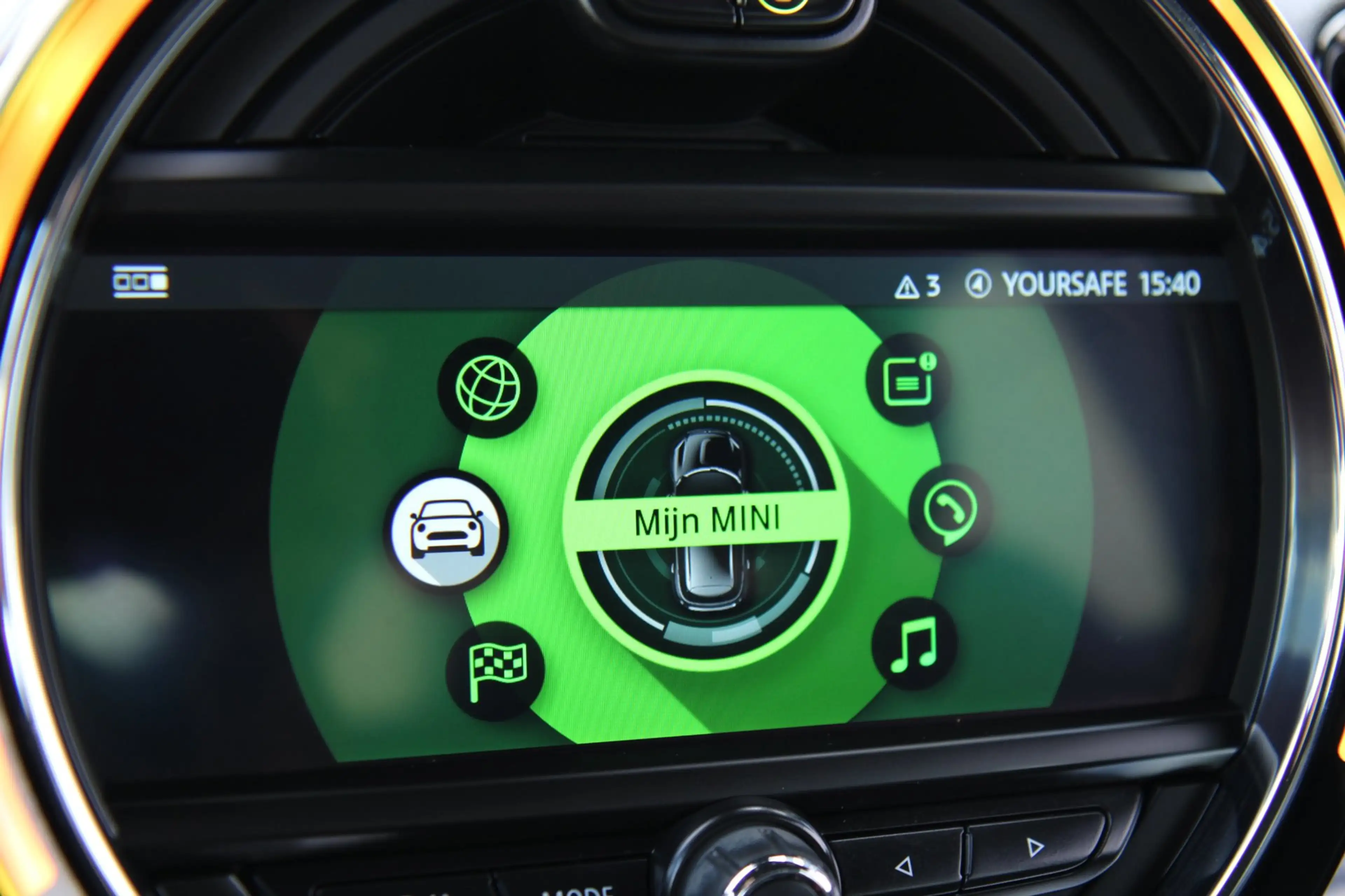 MINI Cooper Countryman 1.5 Navi Led Leder Keyless Cruise !! — photo 29