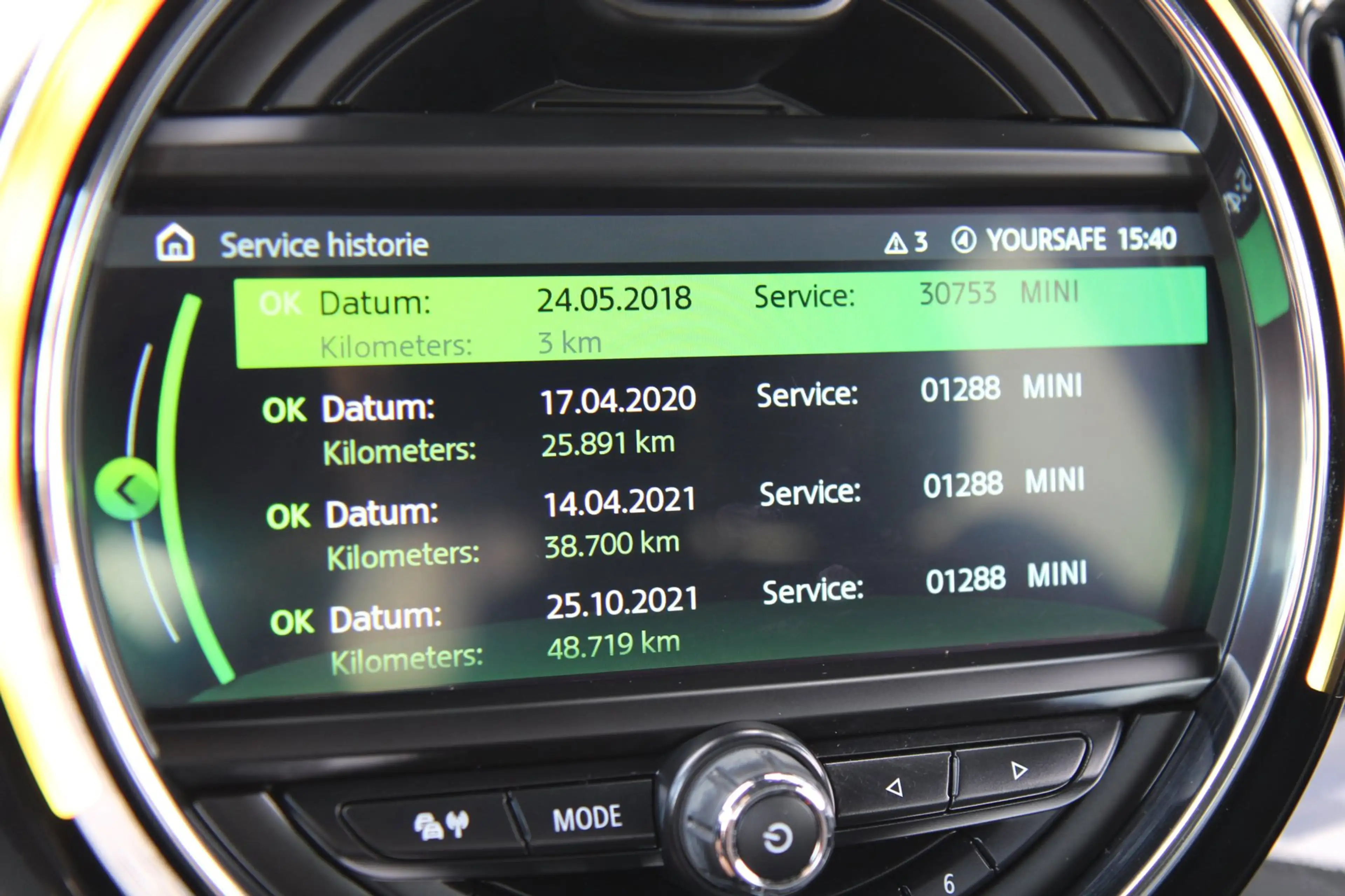 MINI Cooper Countryman 1.5 Navi Led Leder Keyless Cruise !! — photo 27