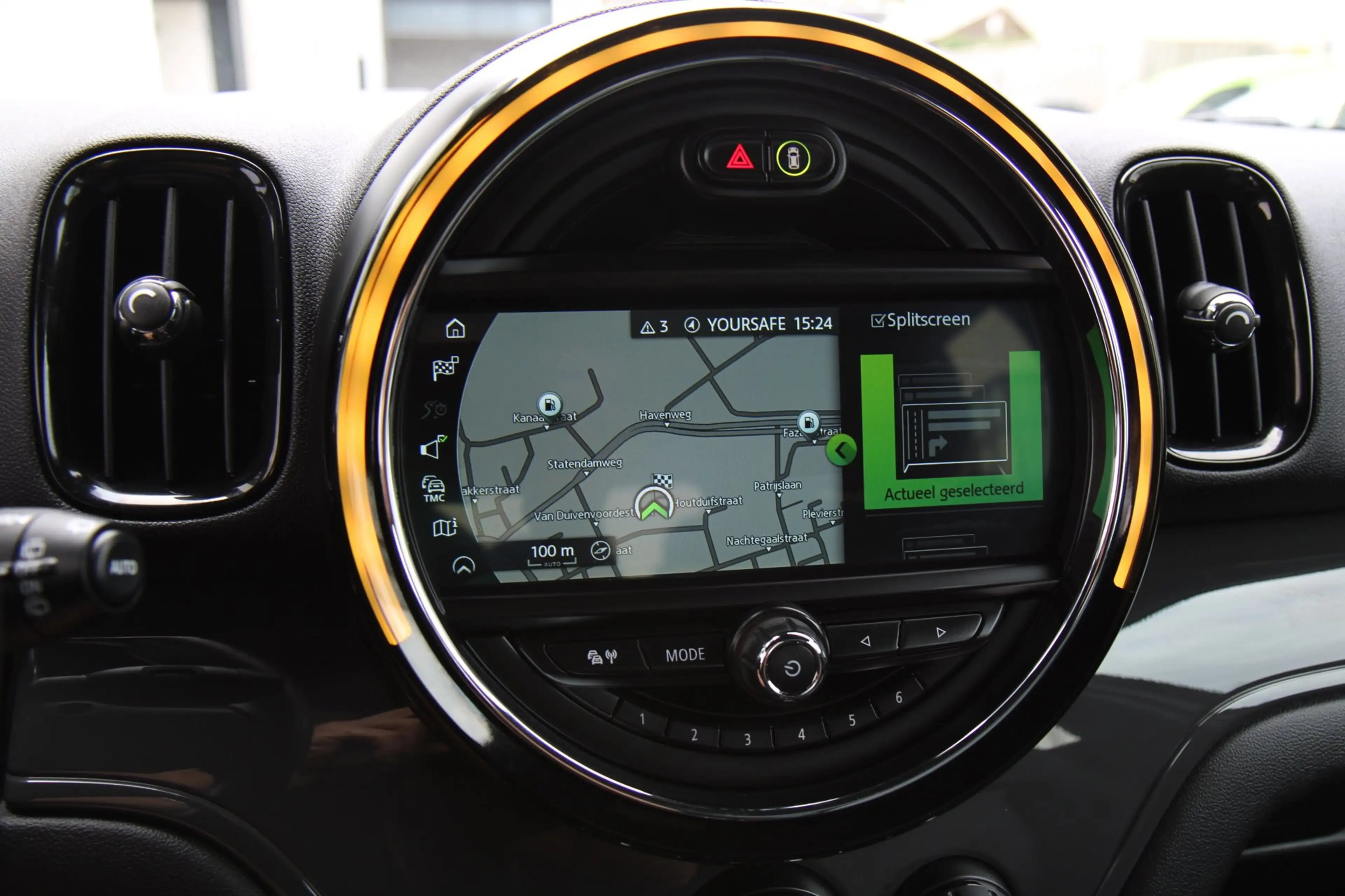 MINI Cooper Countryman 1.5 Navi Led Leder Keyless Cruise !! — photo 20