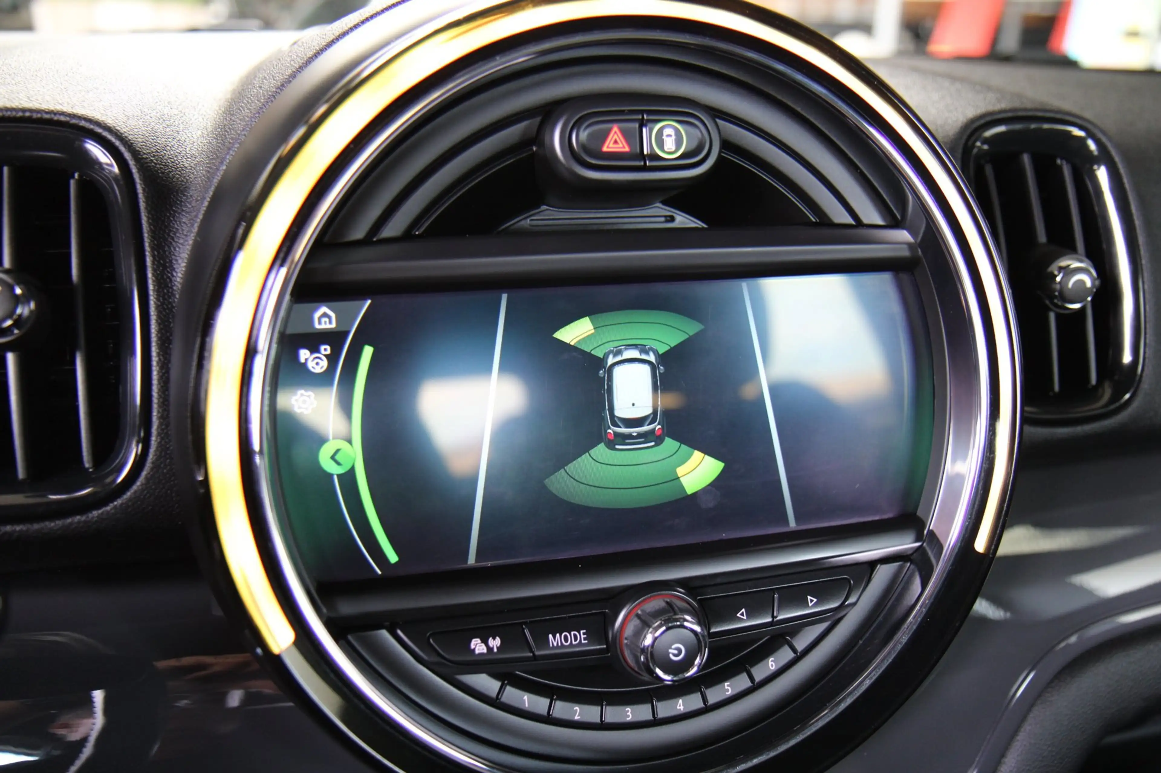 MINI Cooper Countryman 1.5 Navi Led Leder Keyless Cruise !! — photo 25