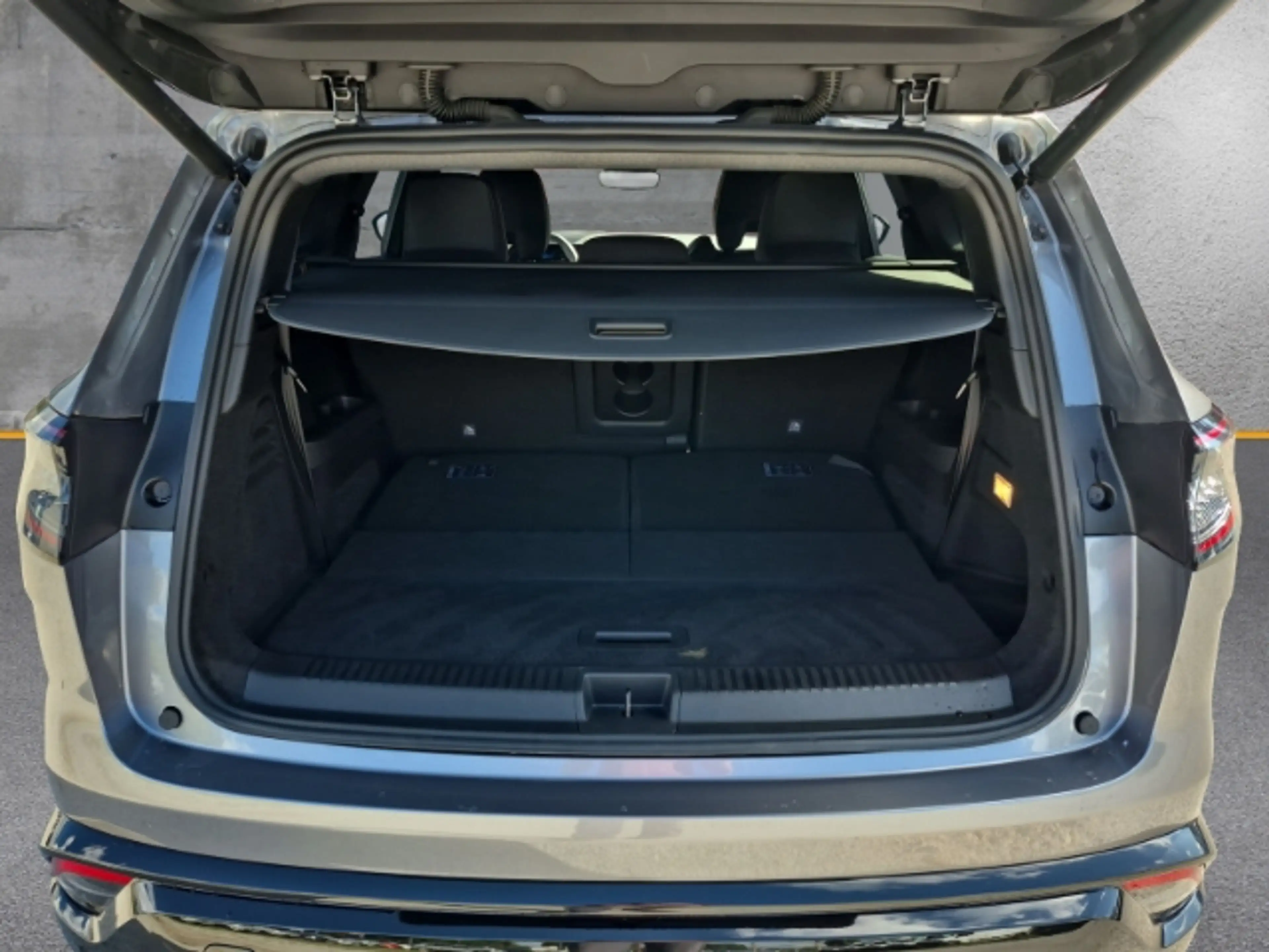 Renault Espace VI Techno E-Tech Hybrid 7-Sitzer — photo 15