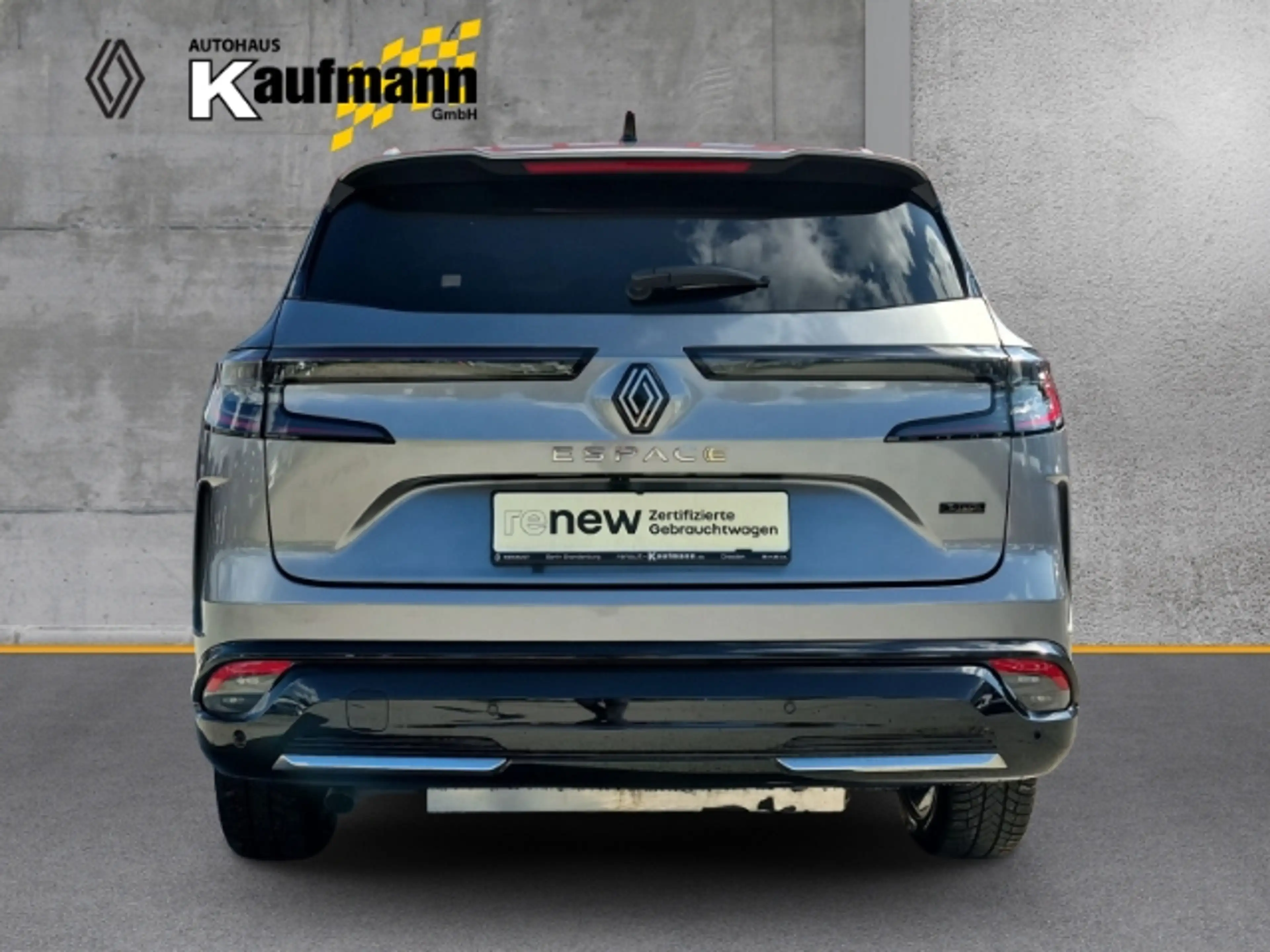 Renault Espace VI Techno E-Tech Hybrid 7-Sitzer — photo 14