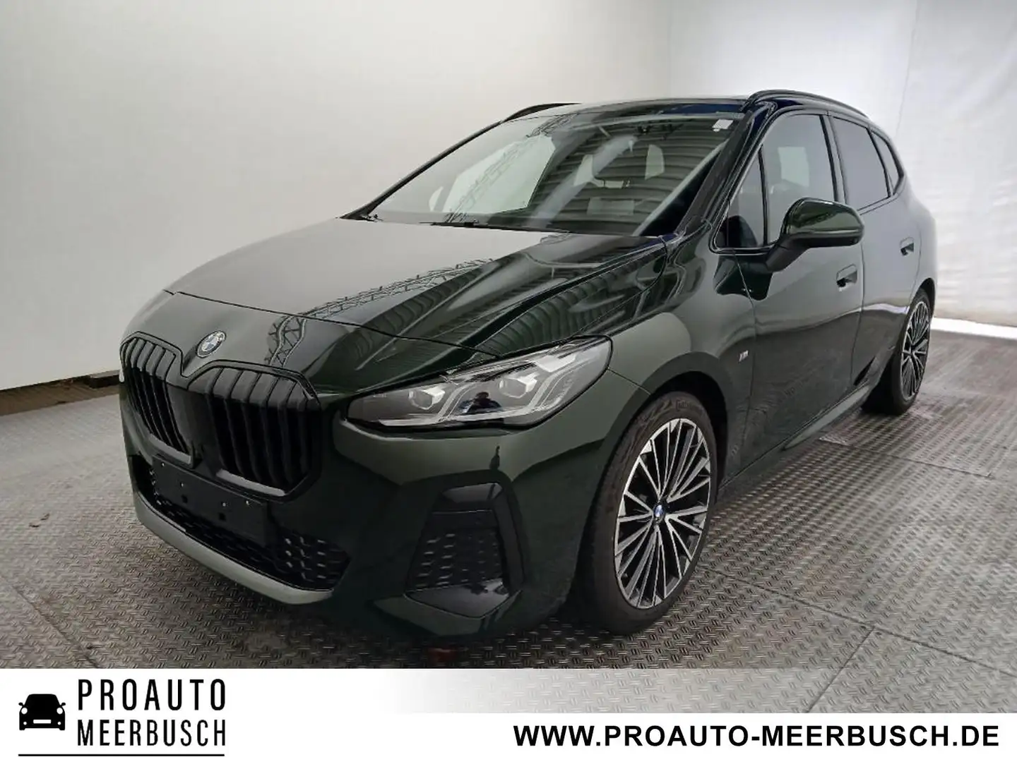 BMW 218 i Active Tourer M Sport AHK/MASSAGE/PANO/HUD Grün - 1