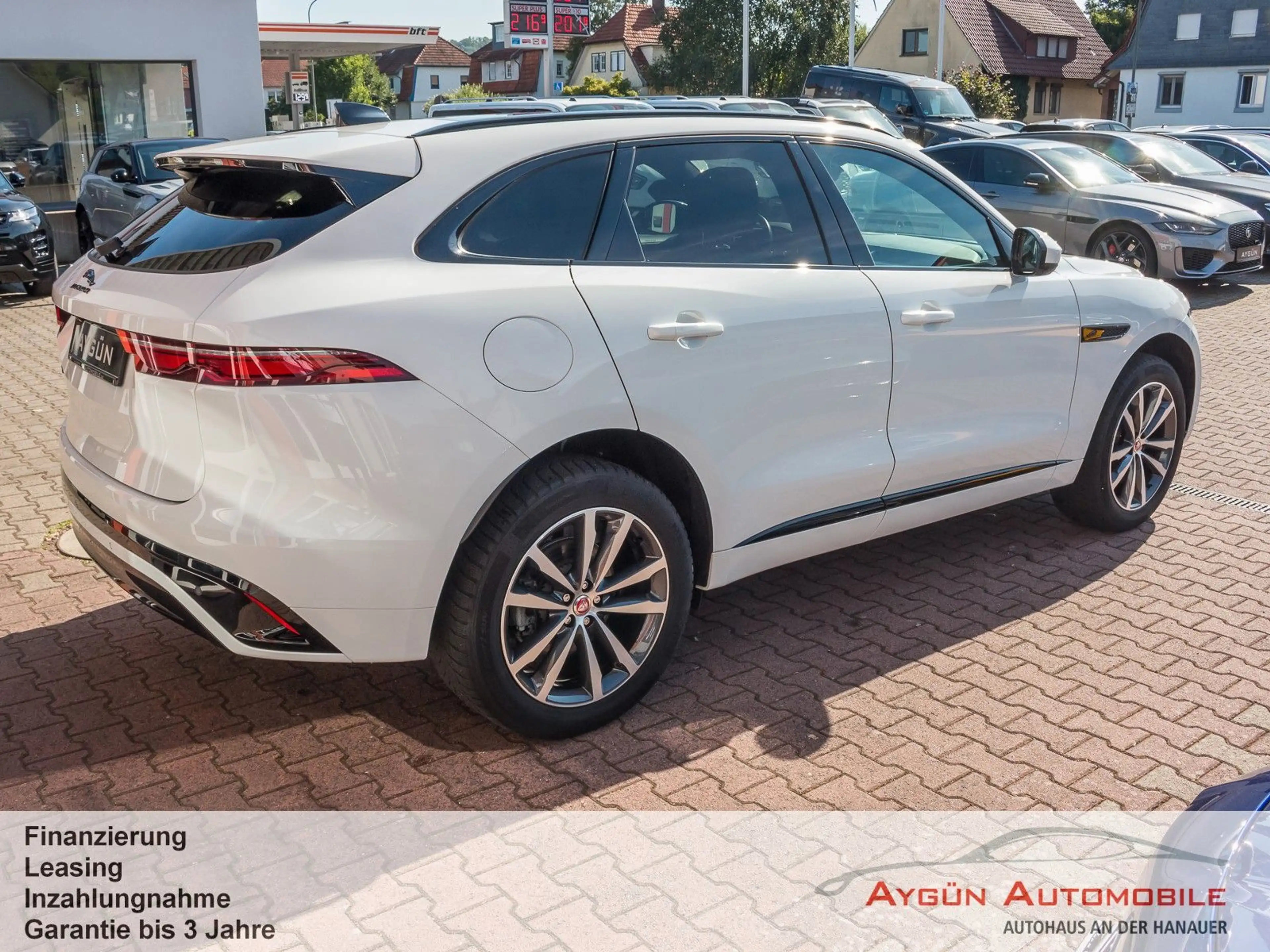 Jaguar F-Pace F-PACE D200 AWD R-Dynamic SE*ACC*Pano*Winter-Pak — photo 13