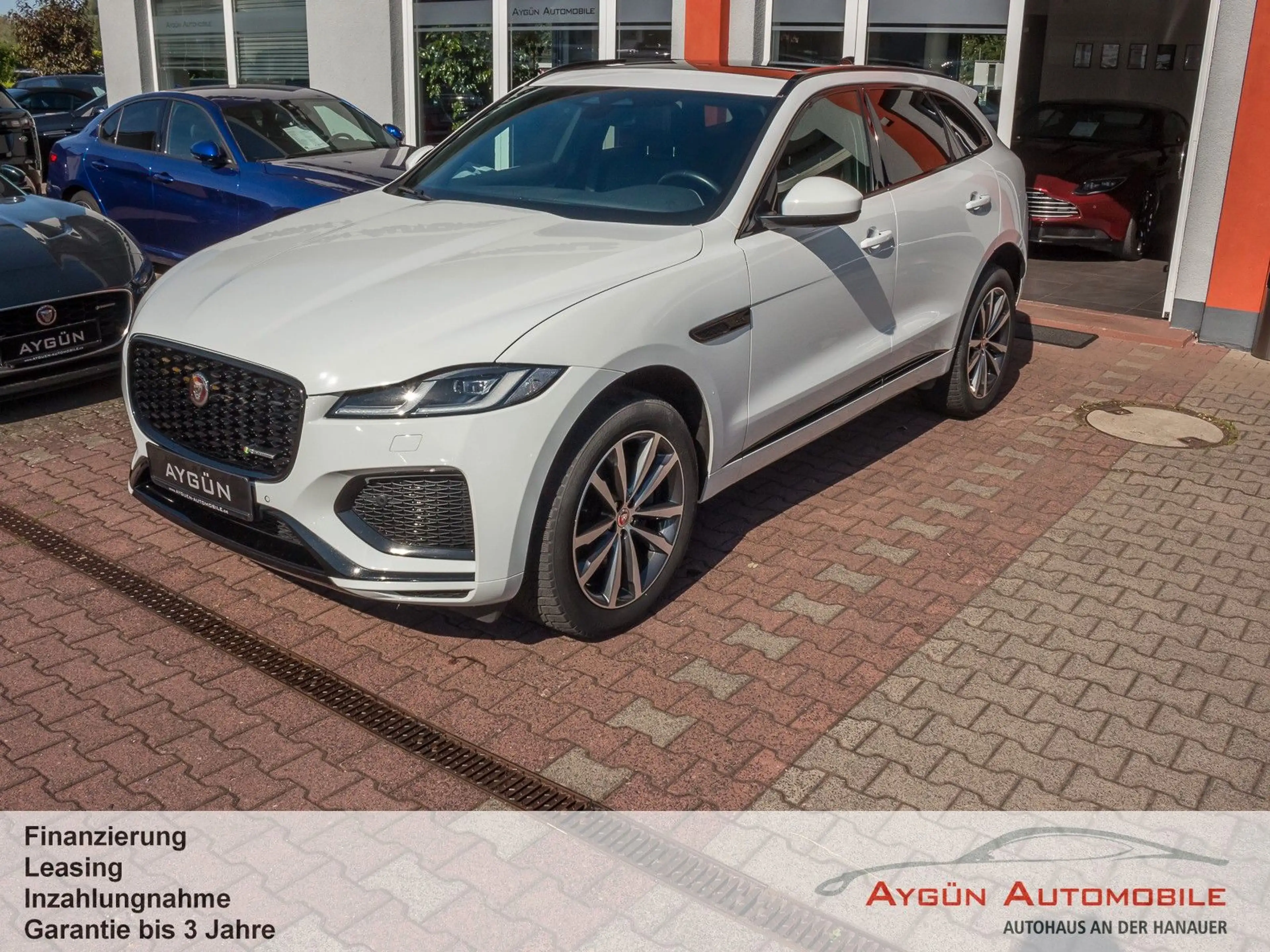 Jaguar F-Pace F-PACE D200 AWD R-Dynamic SE*ACC*Pano*Winter-Pak — photo 3