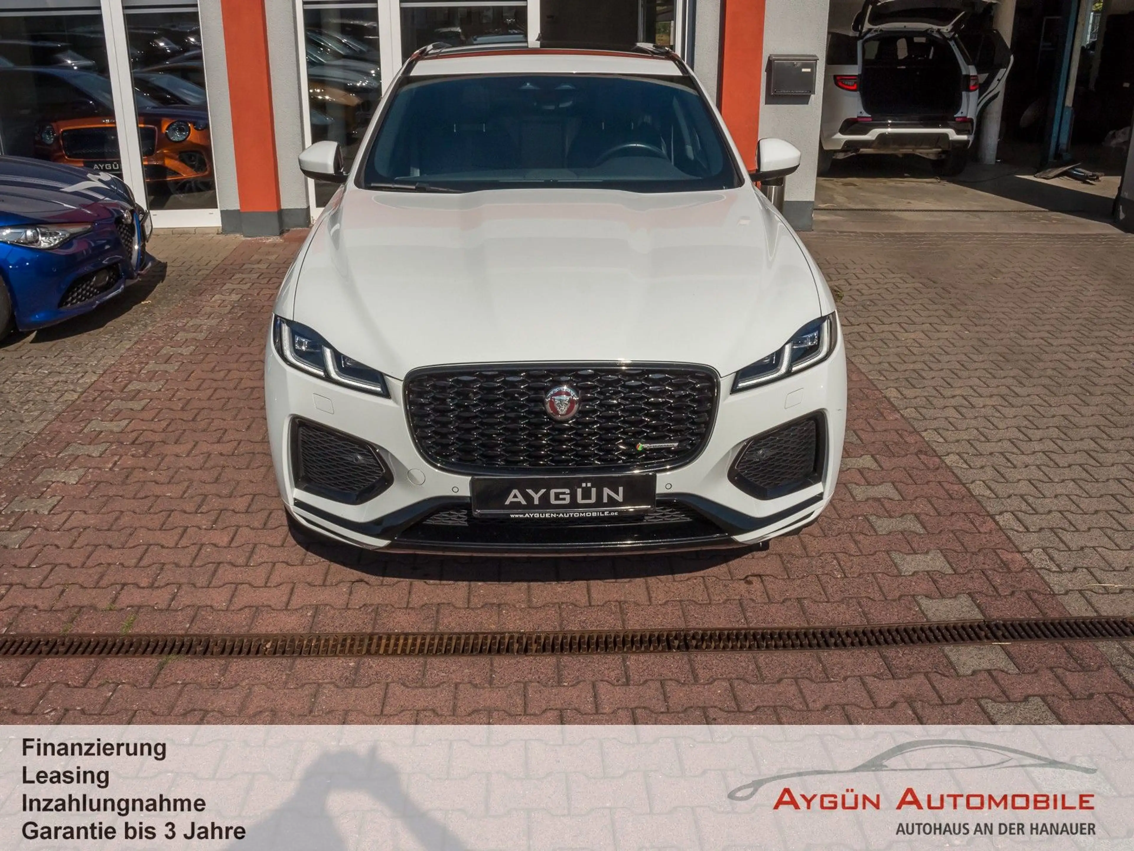 Jaguar F-Pace F-PACE D200 AWD R-Dynamic SE*ACC*Pano*Winter-Pak — photo 12