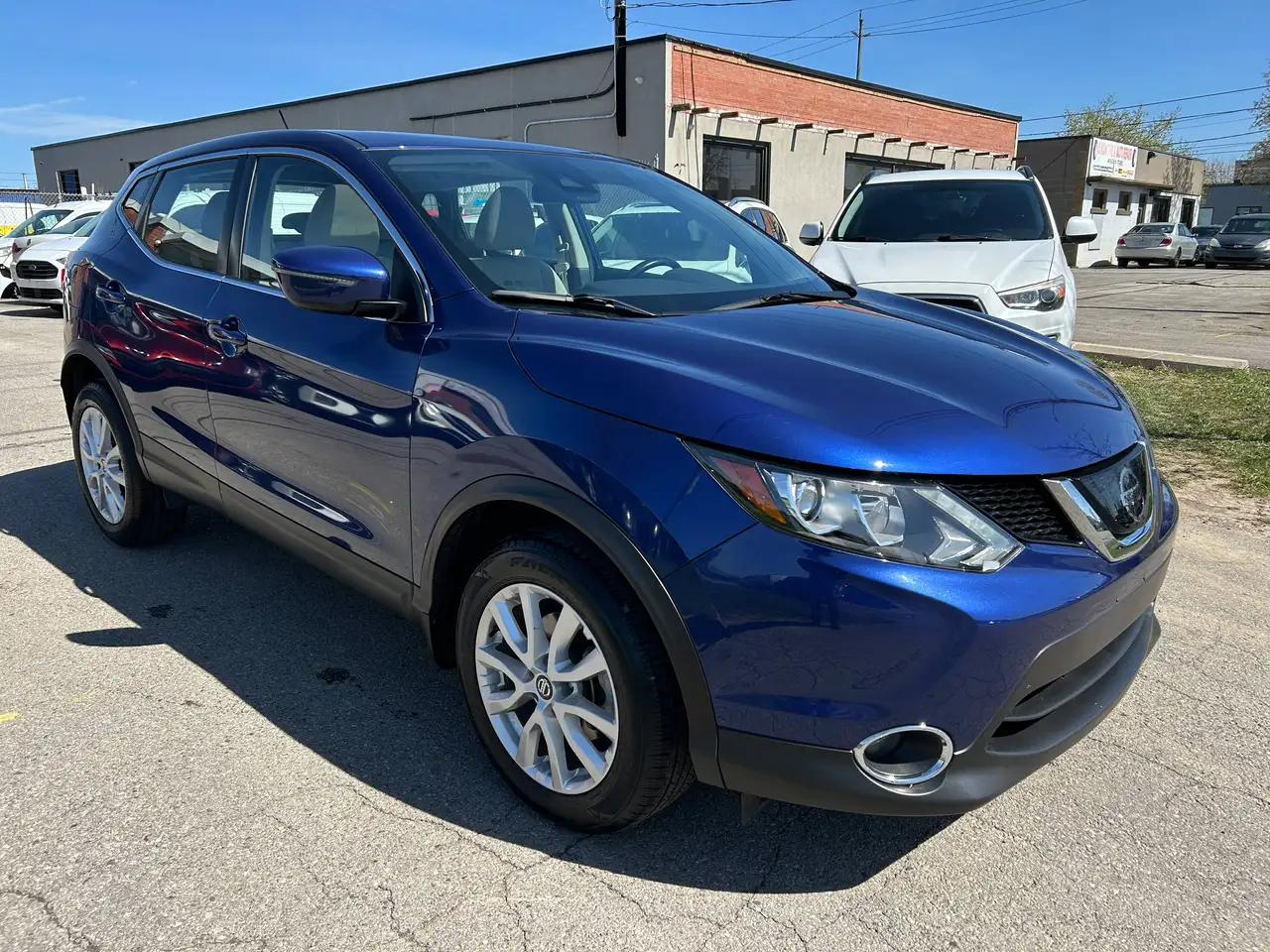 Nissan Qashqai photo Nissan Qashqai