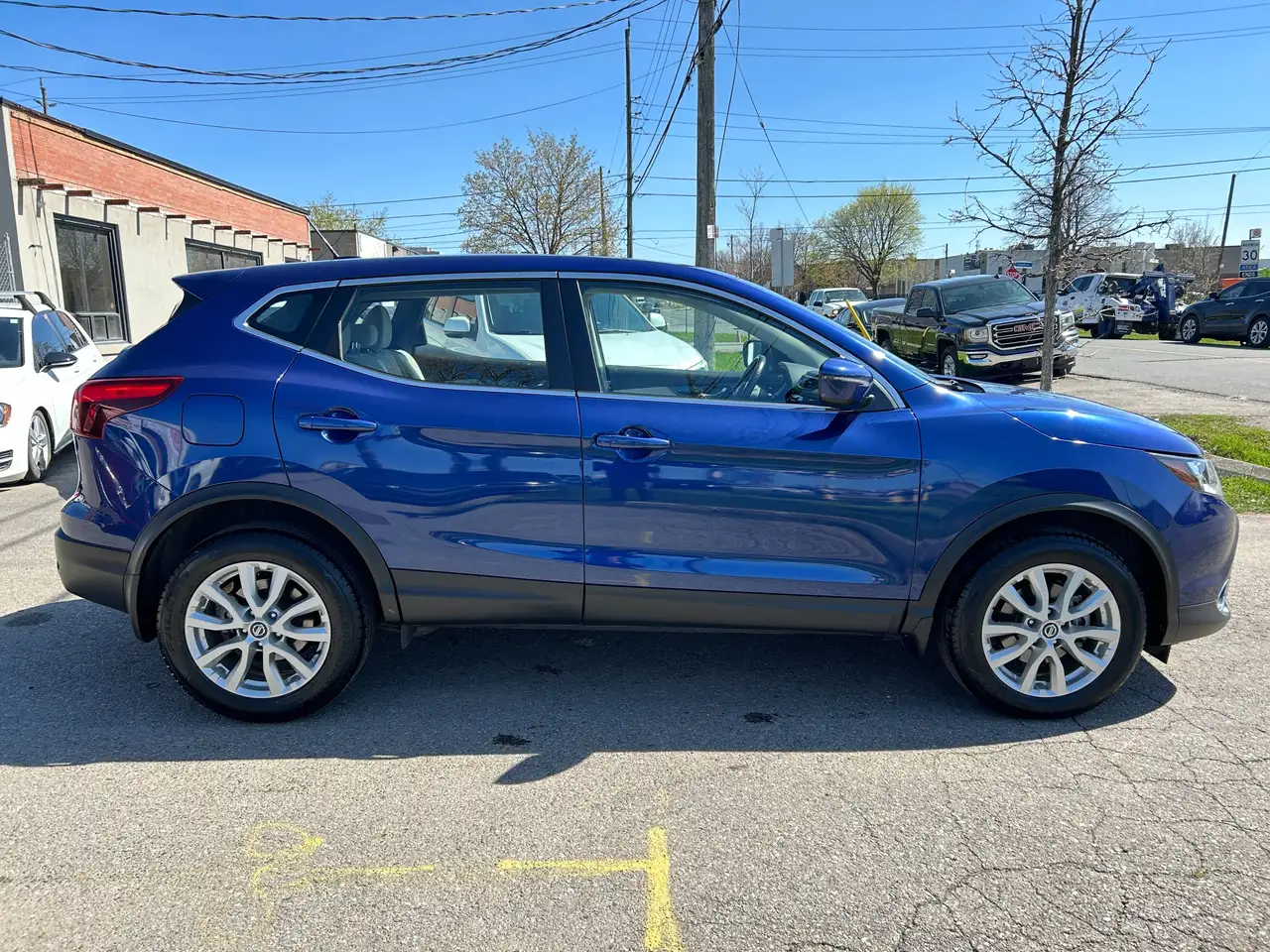 Nissan Qashqai photo Nissan Qashqai