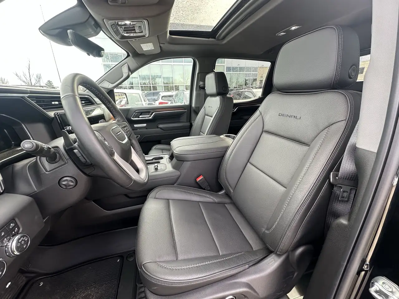 GMC Sierra 1500 снимка GMC Sierra 1500