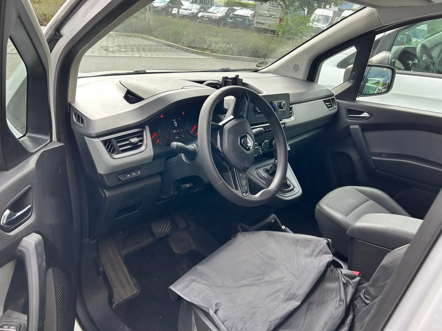 Renault Kangoo Kangoo TCe 130 EDC Techno Bílá - 1