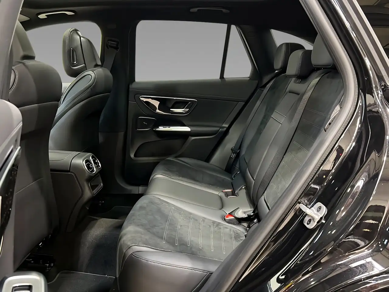 Mercedes-Benz GLC 300 e 4M AMG+DIGITAL+Pano+Memo+TotW+AHK+360° 9