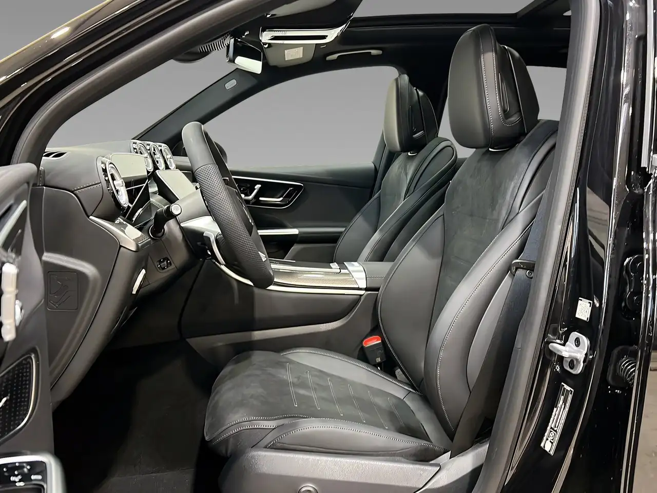 Mercedes-Benz GLC 300 e 4M AMG+DIGITAL+Pano+Memo+TotW+AHK+360° 8