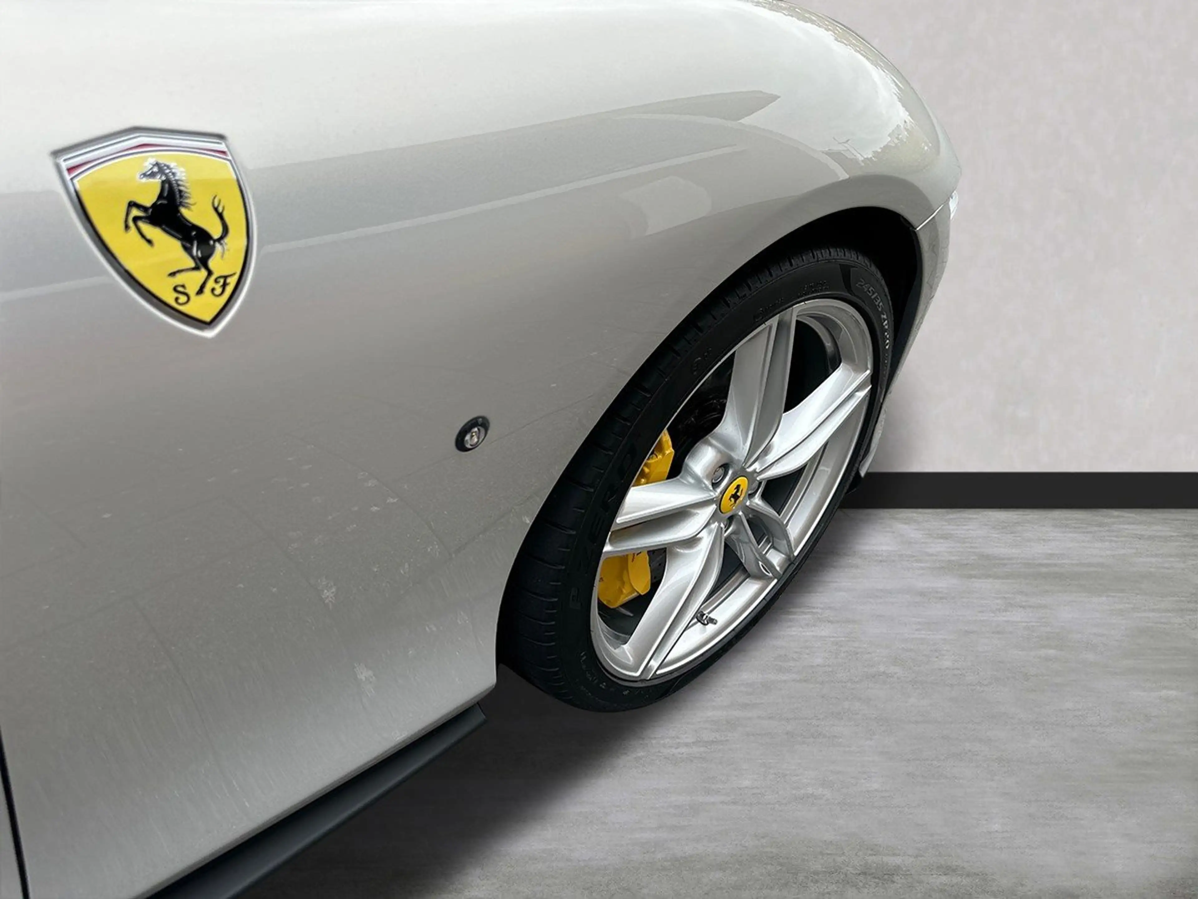 Ferrari Roma Spider *LED-Scheinwerfer*20 Zoll Felge* — photo 11