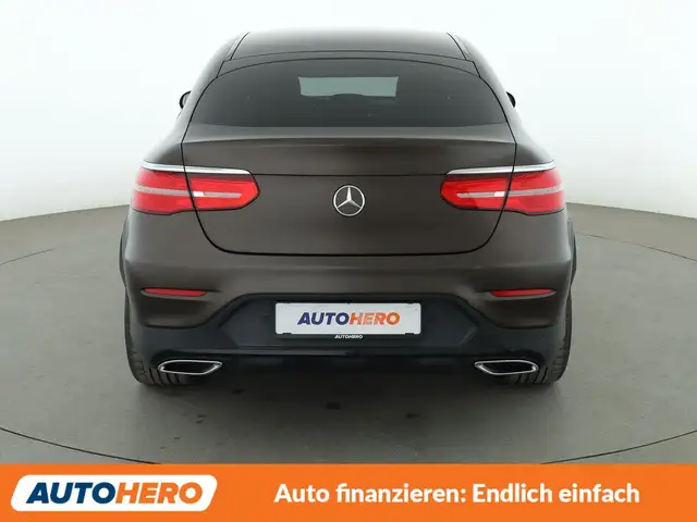 Mercedes-Benz GLC view 5