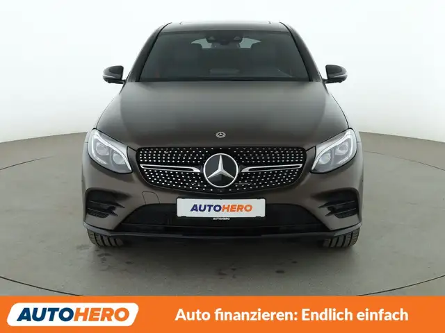 Mercedes-Benz GLC view 9