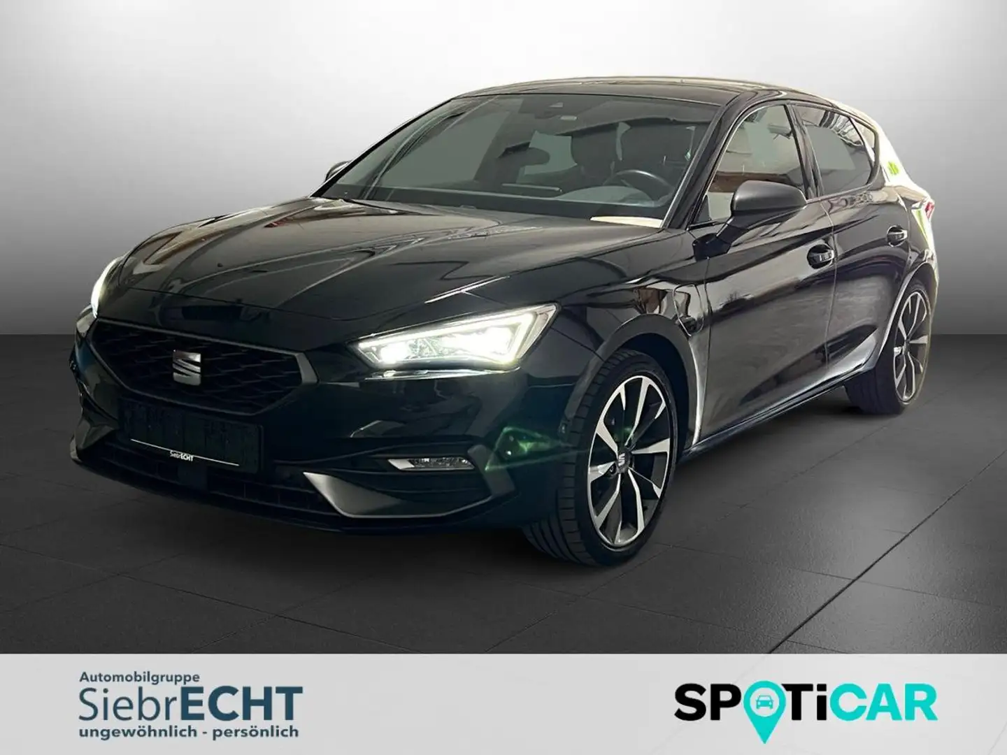 SEAT Leon FR e-Hybrid 1.4 TSI*NAVI*SHZ*RFK*uvm Zwart - 1