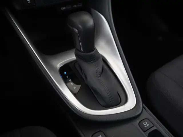 Mazda Mazda2 view 10