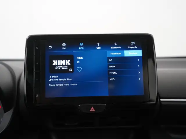 Mazda Mazda2 view 13