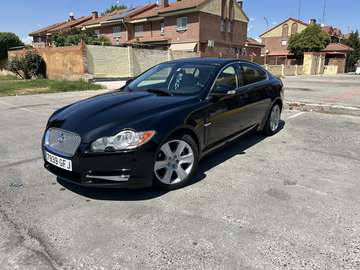 2.7D V6 Premium Luxury Aut.