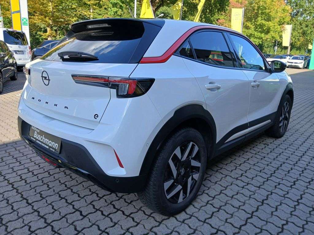 Opel Mokka E