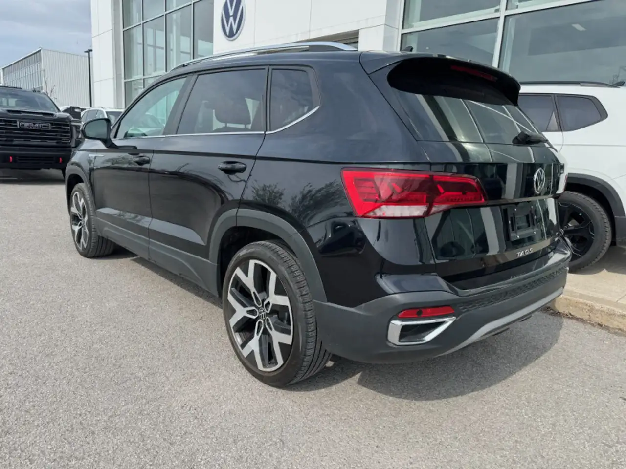 Volkswagen Taos снимка Volkswagen Taos