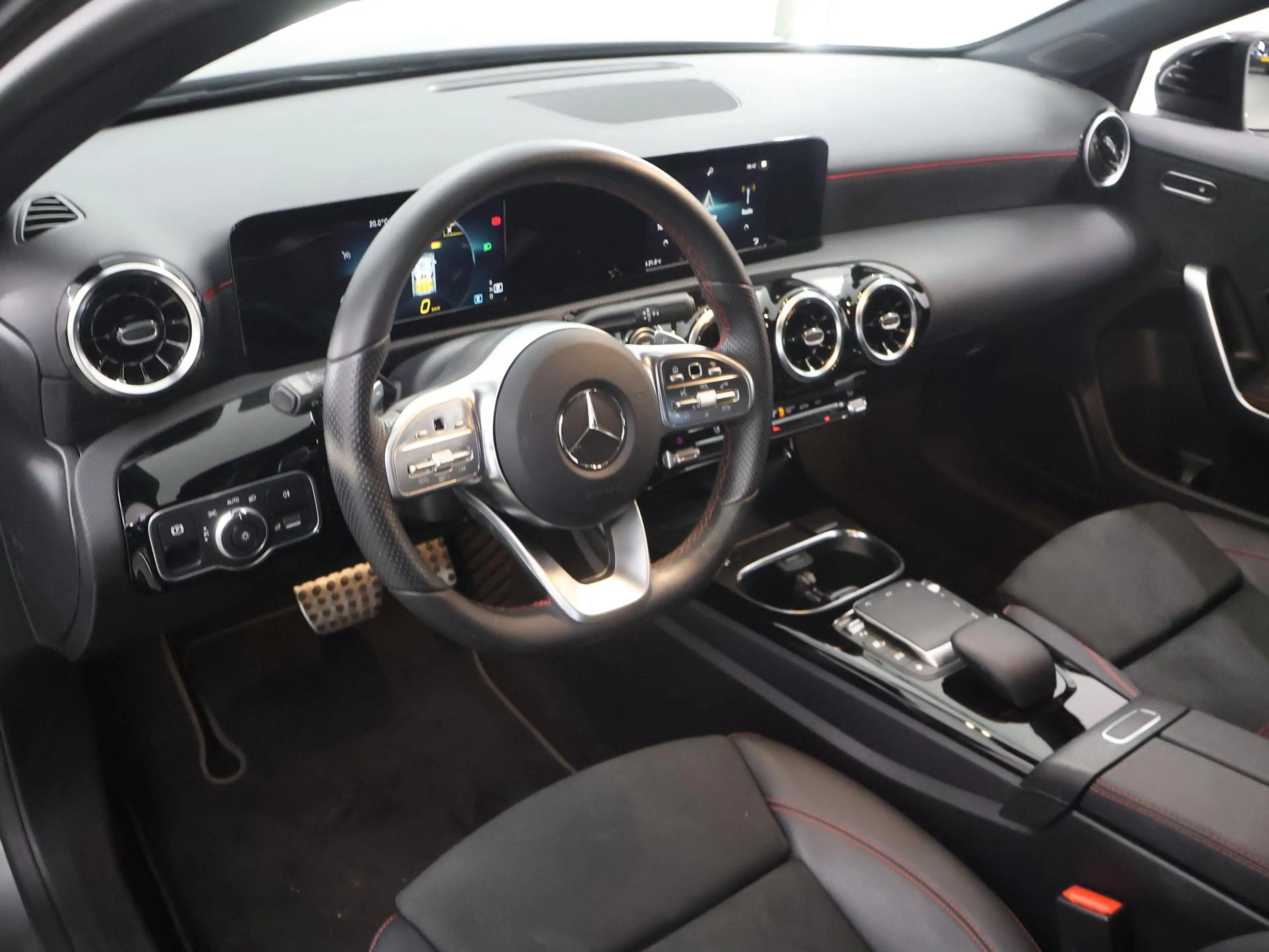 Mercedes-Benz A 180 Business Solution AMG | Night | Parkassistent | Sp — photo 7
