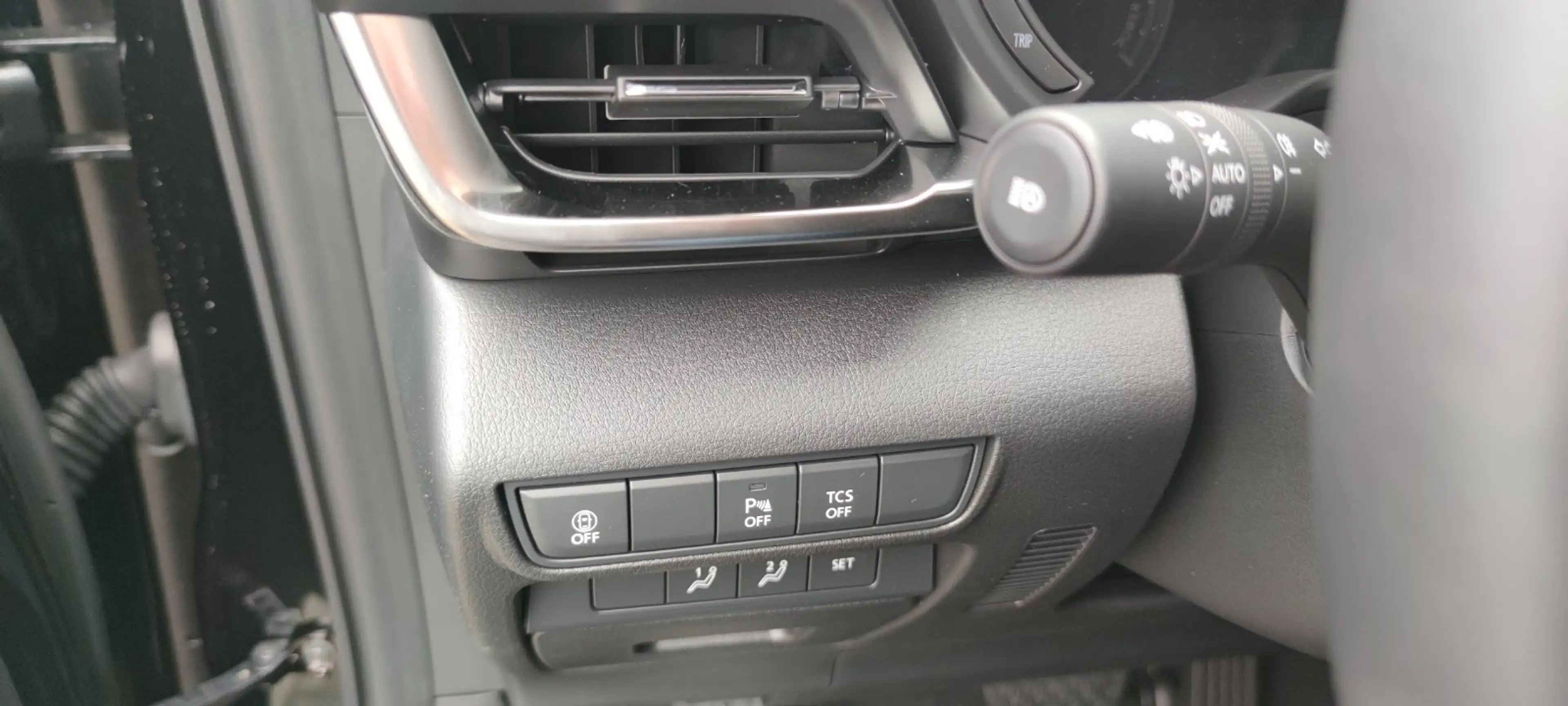 Mazda MX-30 35,5 kWh e-SKYACTIV 145 PS — photo 9