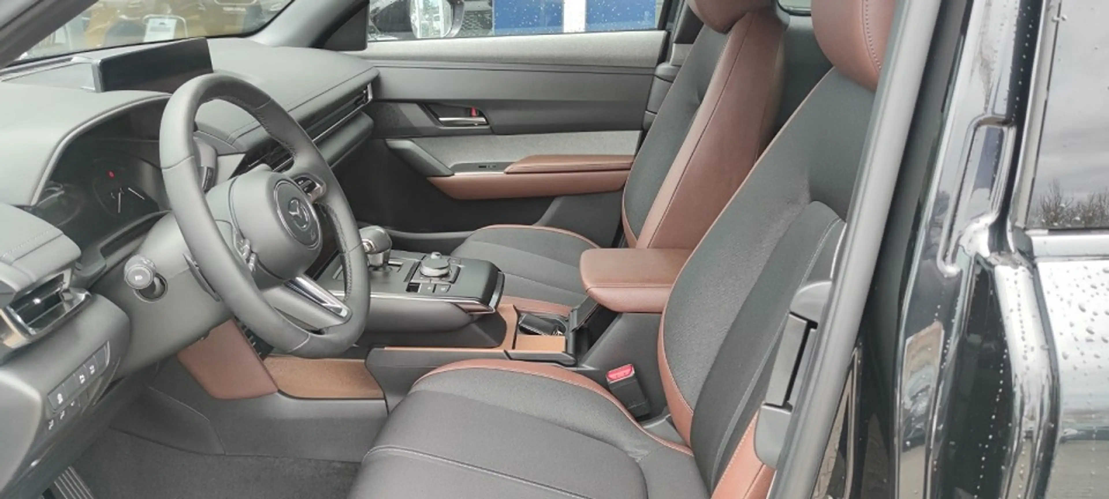 Mazda MX-30 35,5 kWh e-SKYACTIV 145 PS — photo 5