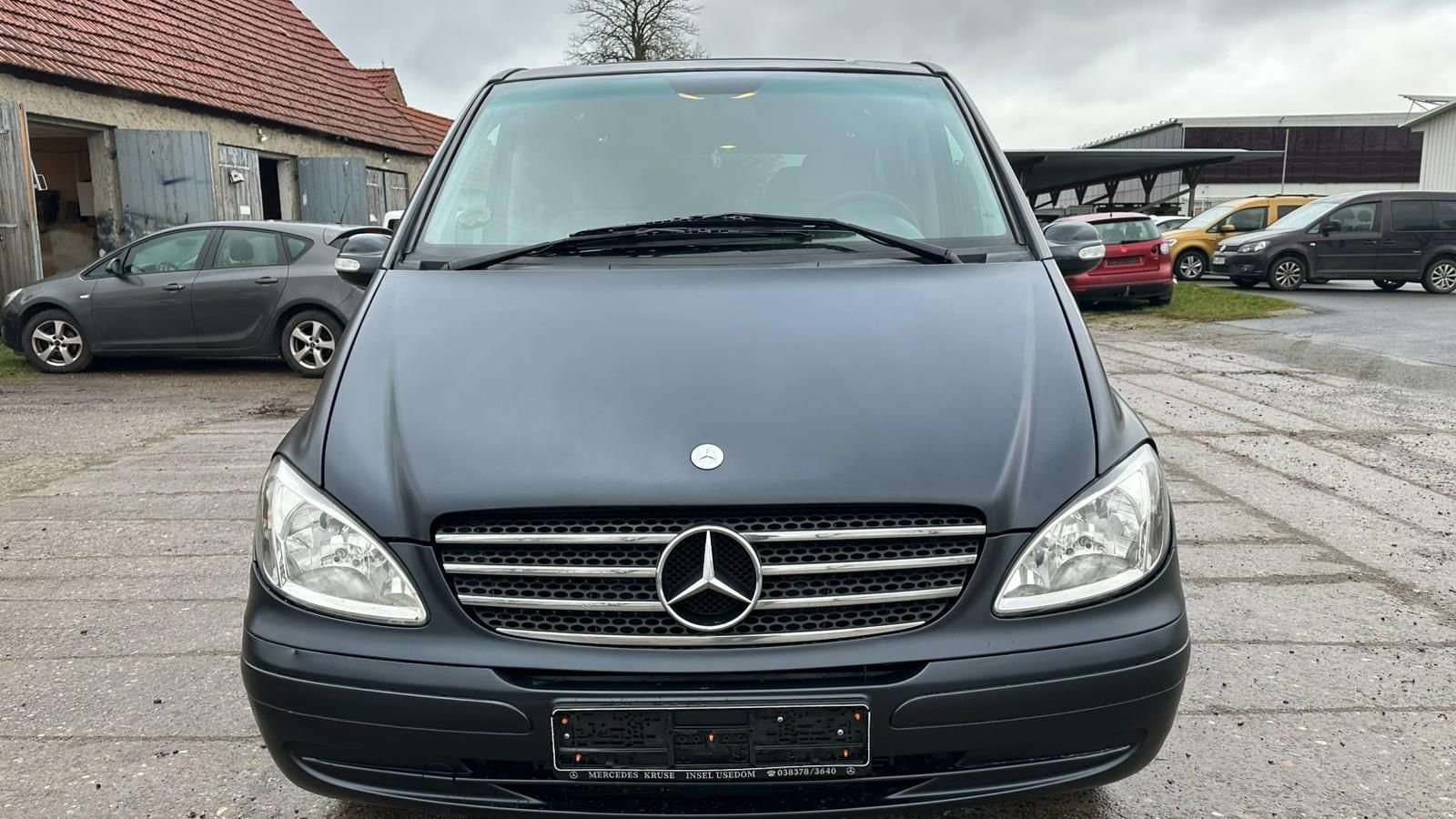 Second hand Mercedes Benz Viano 