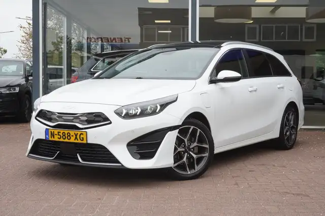 Kia Ceed SW / cee'd SW Sportswagon 1.6 GDI PHEV ExecutiveLine Automaat |