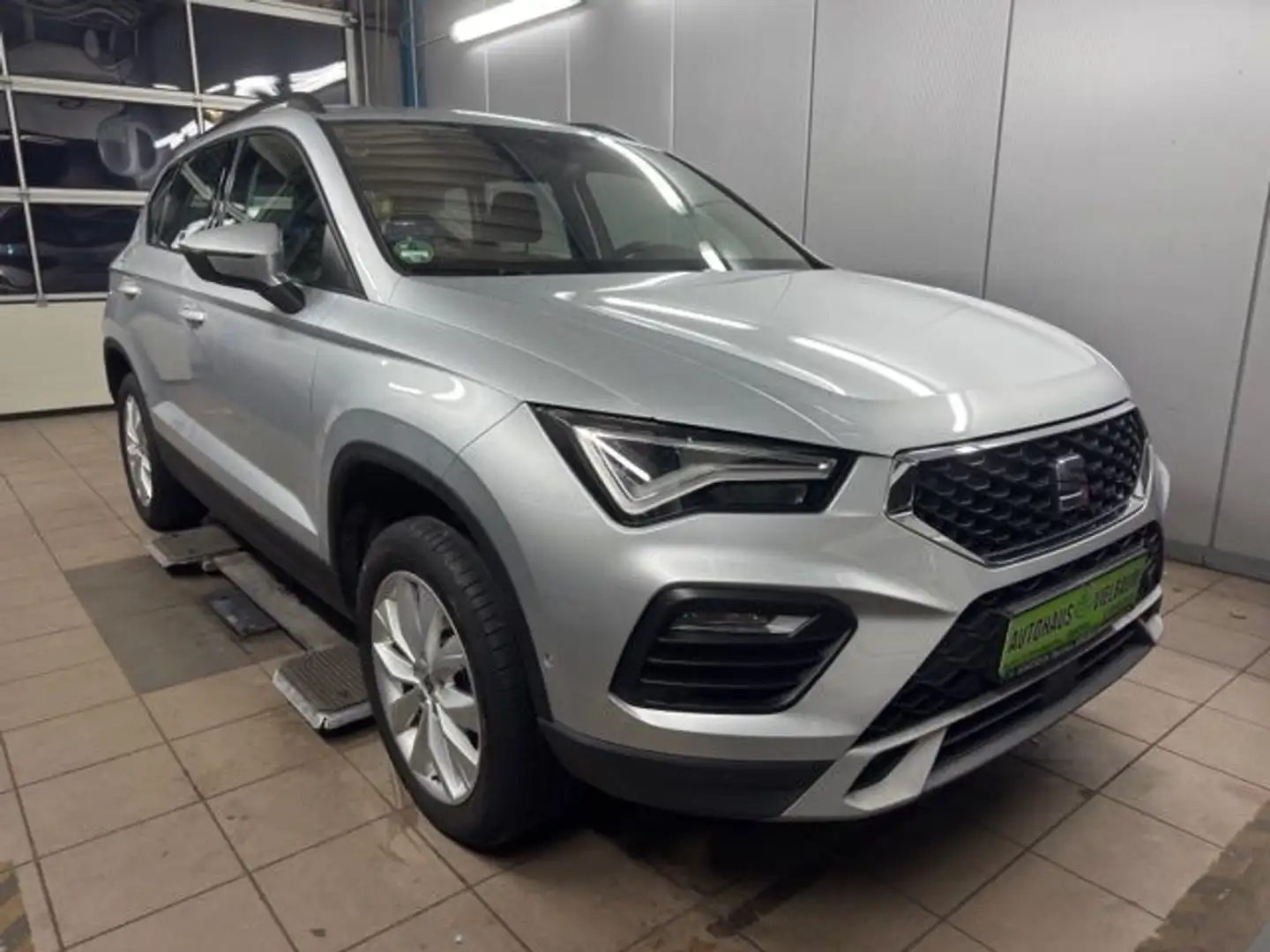 SEAT Ateca Style 2,0 TDI-LED-Navi-ACC-AHK-R.Kamera Argent - 1