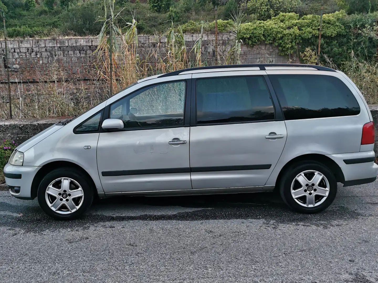 Volkswagen Sharan Sharan 1.9 tdi Trendline Silver - 2