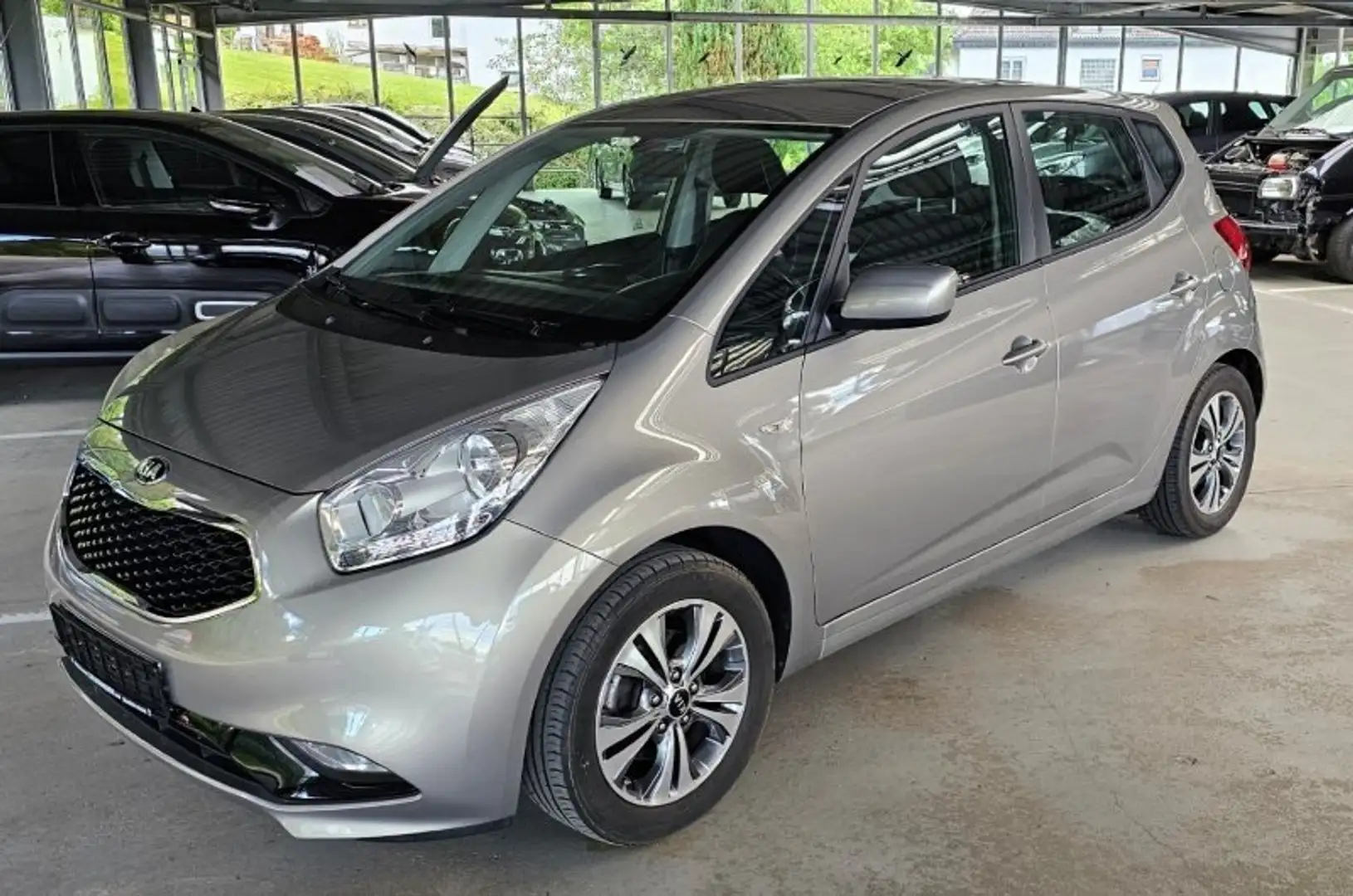 Kia Venga 1.6 CVVT Automatik Dream Team Edition Argent - 2