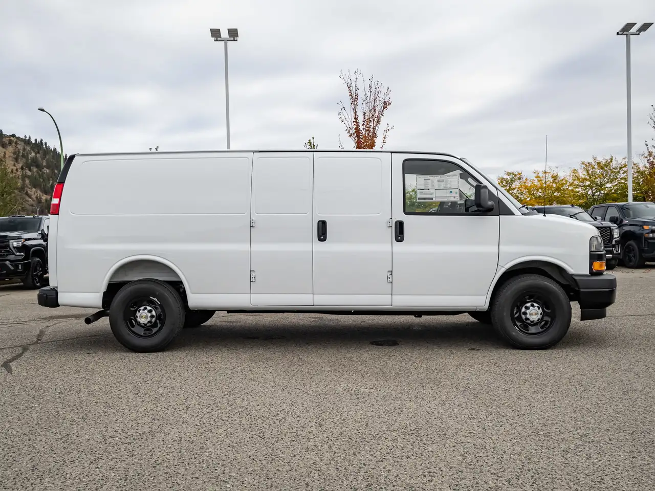 Chevrolet Express 3500 снимка Chevrolet Express 3500