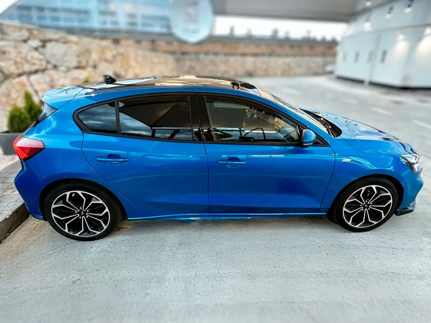 Ford Focus 1.0 Ecoboost MHEV ST Line 155 Azul - 2