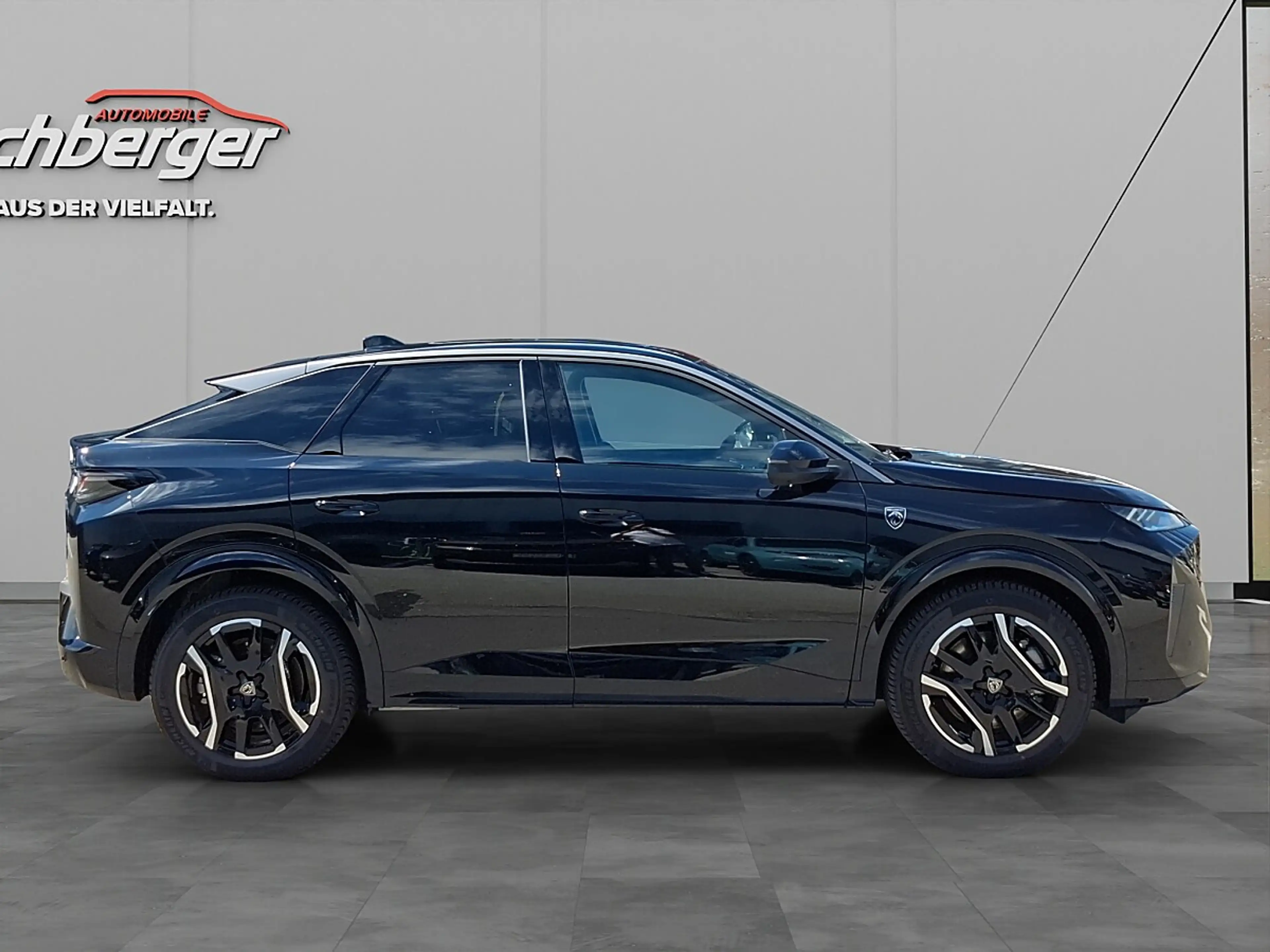 Peugeot 3008 Elektro 210 73kWh — photo 4