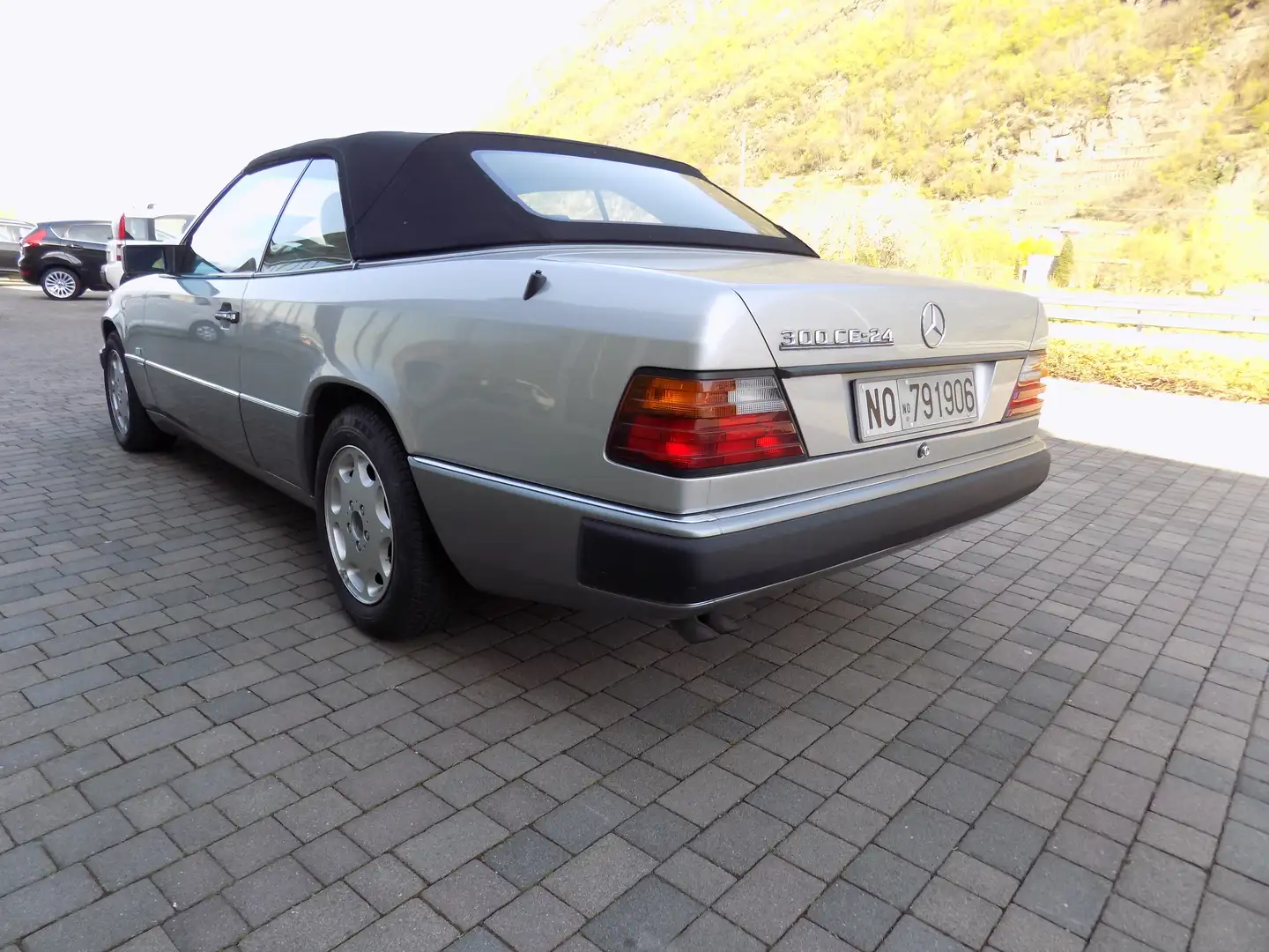 Mercedes-Benz CE 300 Plateado - 2