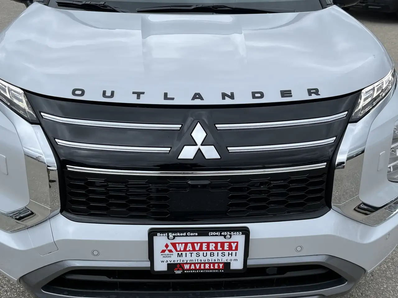 Mitsubishi Outlander снимка Mitsubishi Outlander