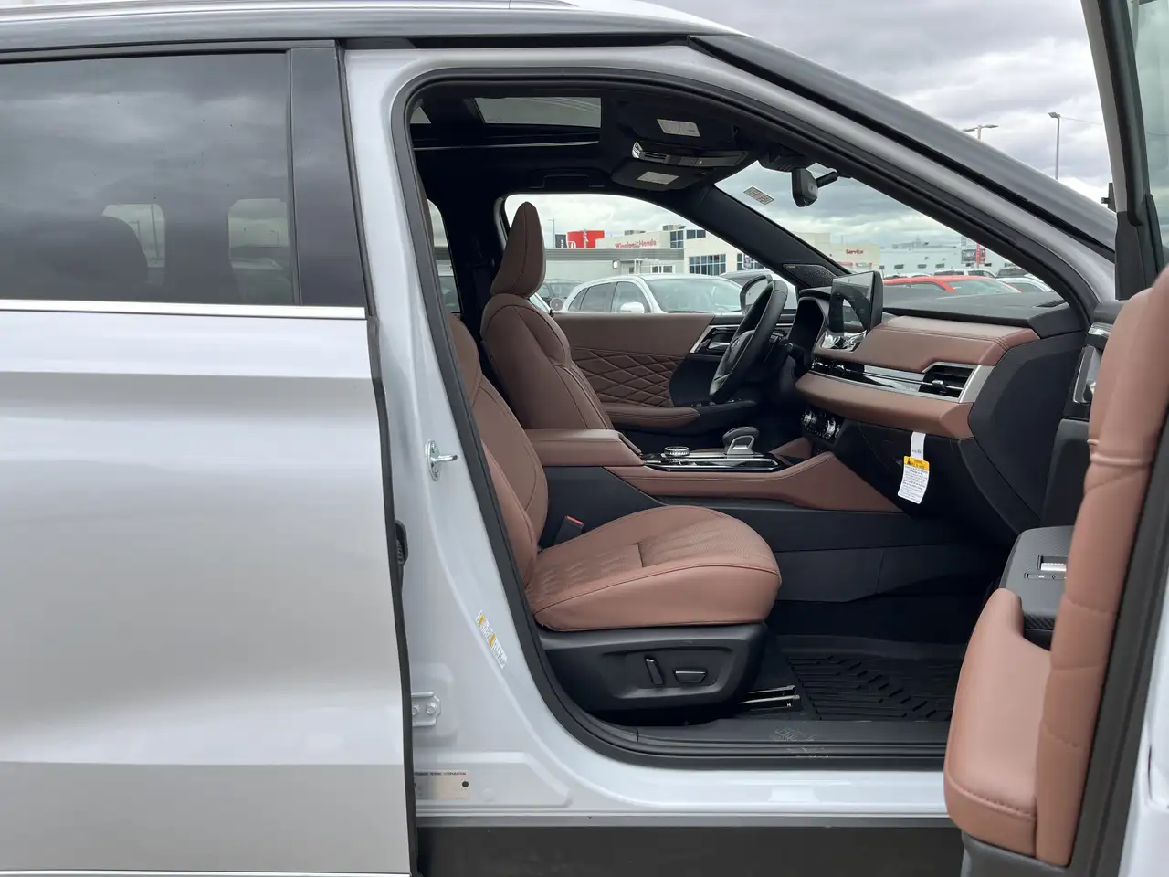 Mitsubishi Outlander снимка Mitsubishi Outlander