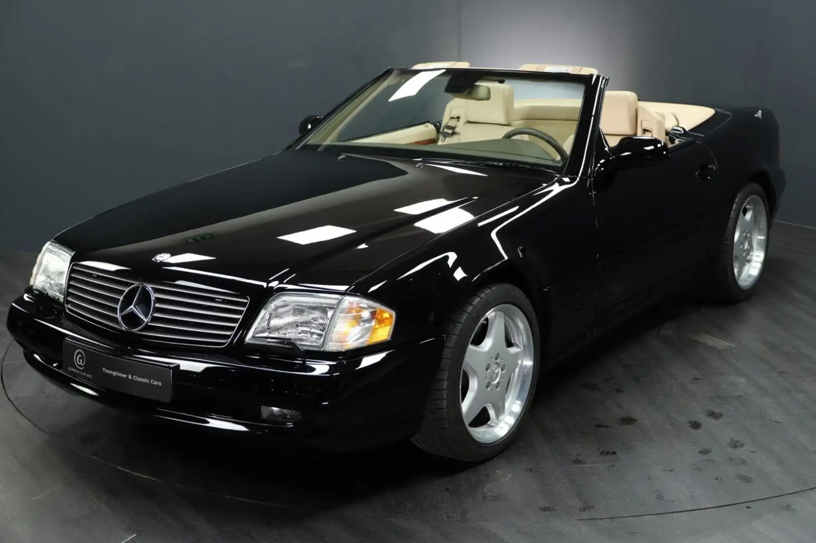 Mercedes-Benz SL 500 AMG Paket, schwarz, nur 24 tkm, Erstlack Black - 1