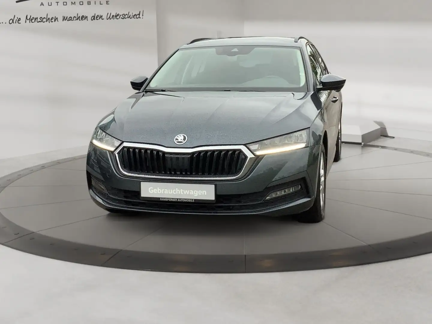 Skoda Octavia Combi 2.0 TDI Ambition AHK GRA APP SHZ P Gris - 2