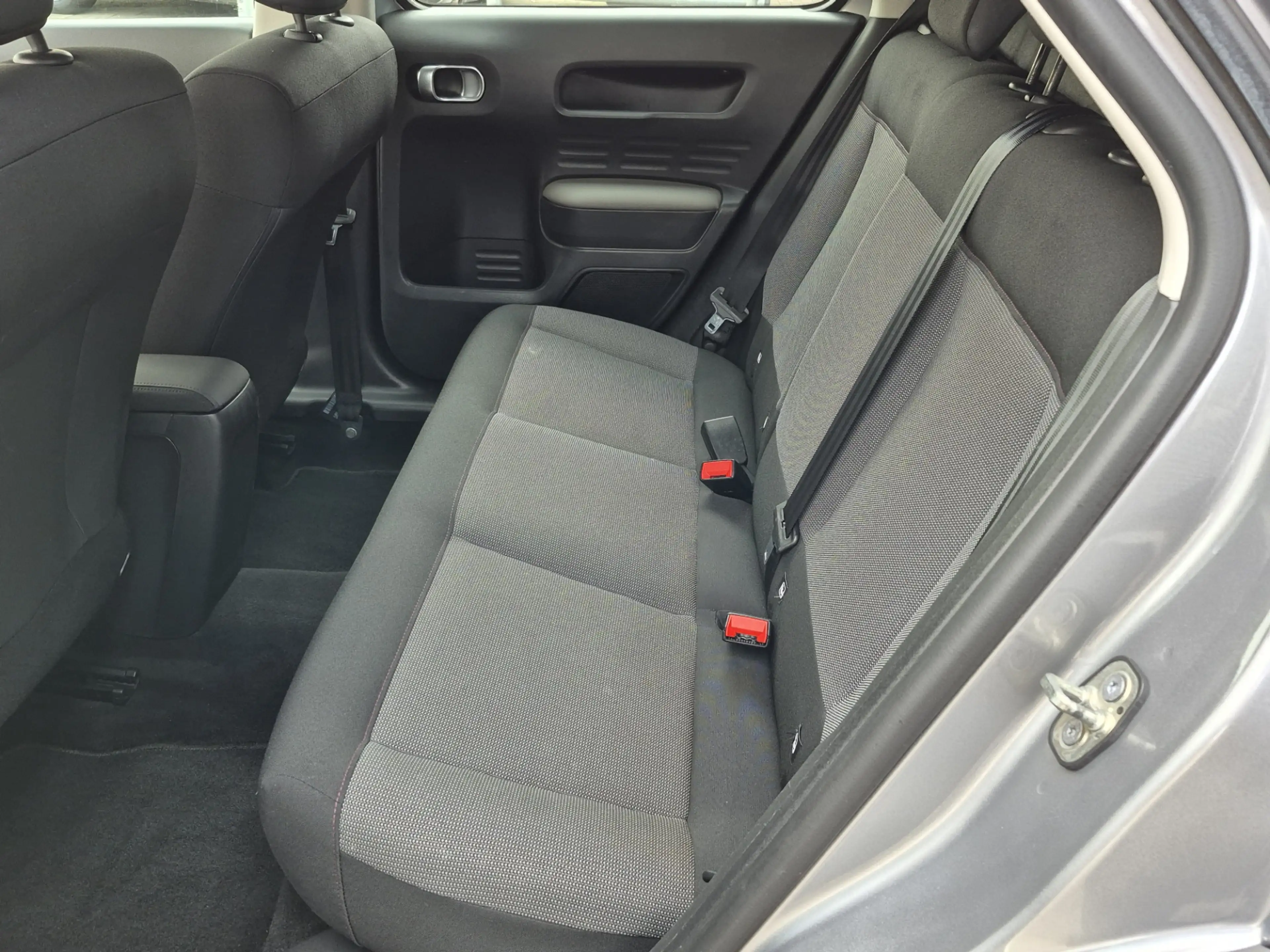 Citroen C4 Cactus BWJ 2018 | 1.2PT 111PK Business NL AUTO | CLIMA | — photo 5