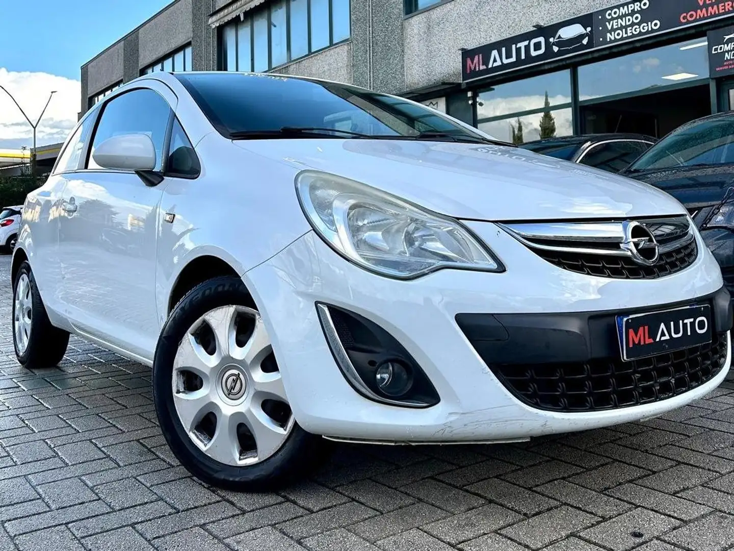 Opel Corsa Corsa IV 2010 3p 1.2 b-Color Bianco - 1