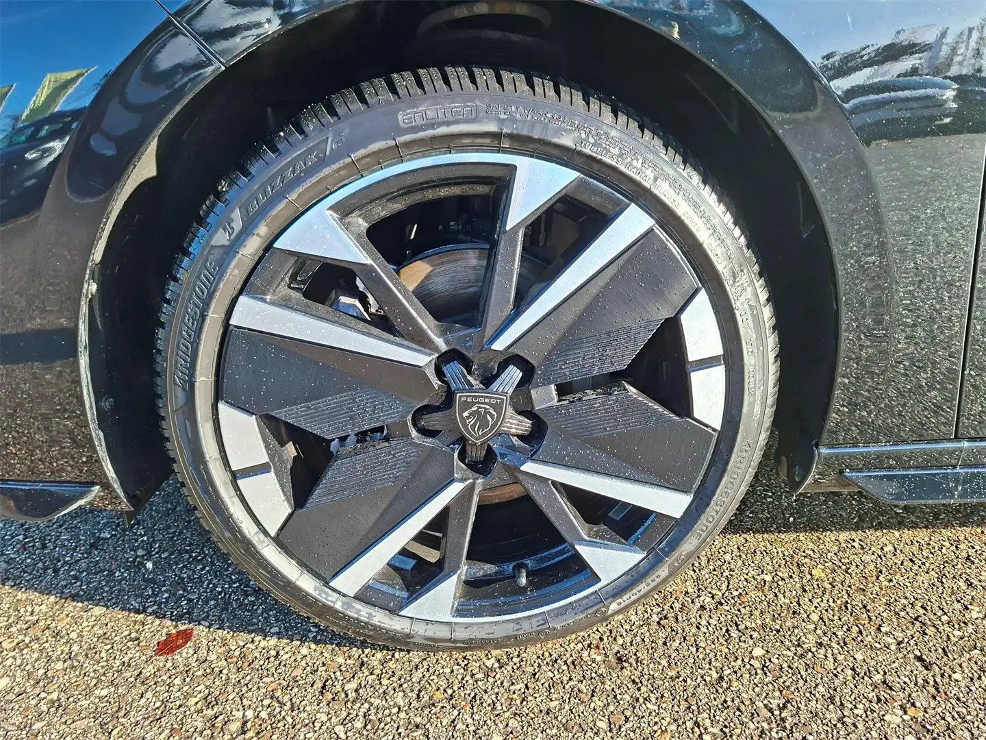 Peugeot 308 SW Hybrid 136 e-DCS6 GT Schwarz - 2