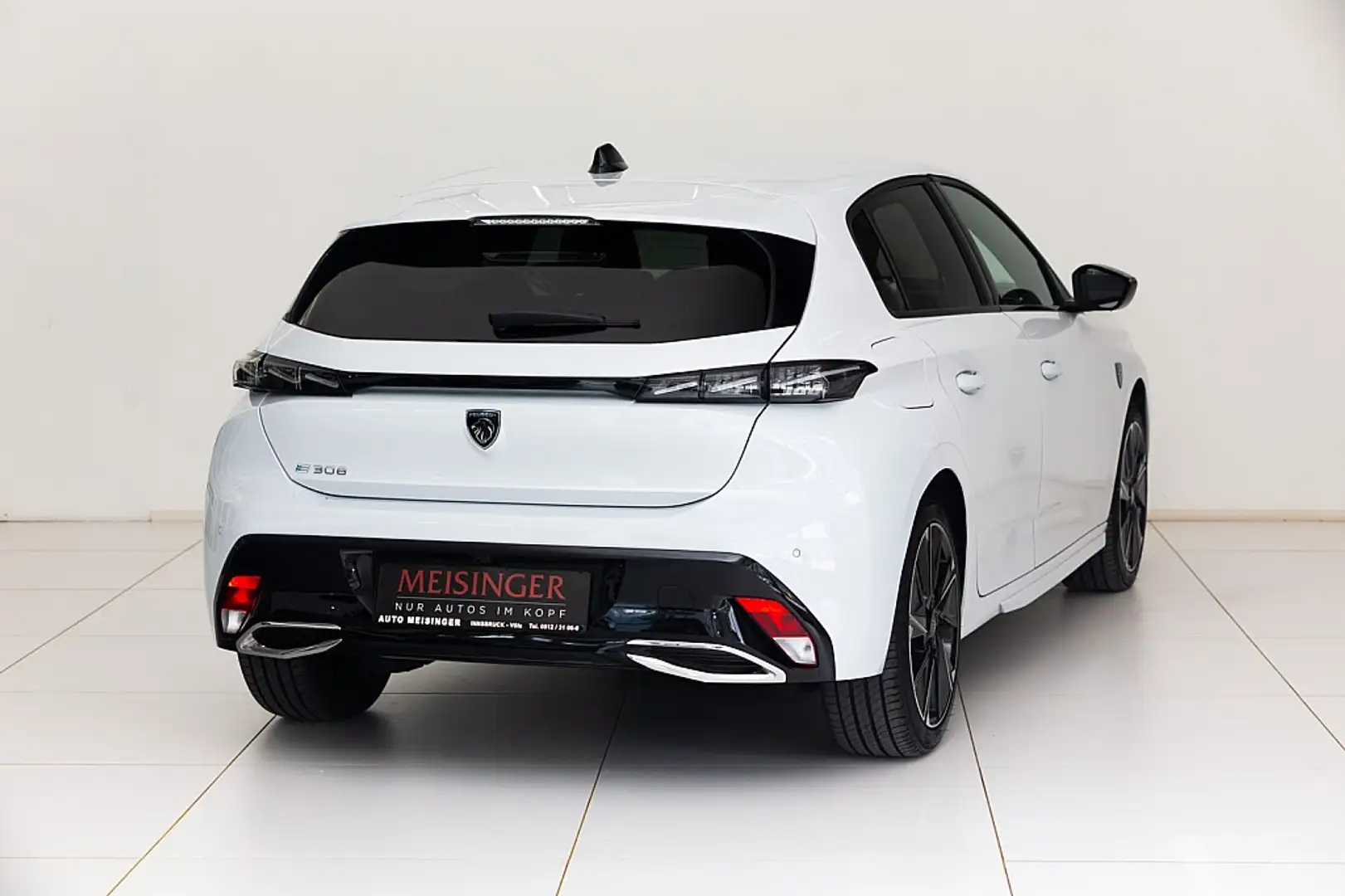 Peugeot 308 Elektro 156PS 51kWh GT Weiß - 2