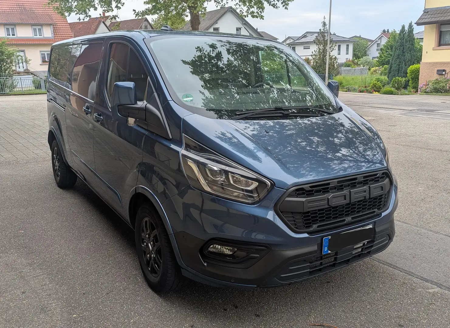 Ford Transit Custom Transit Custom 340 L2H1 LKW VA Limited Blau - 1