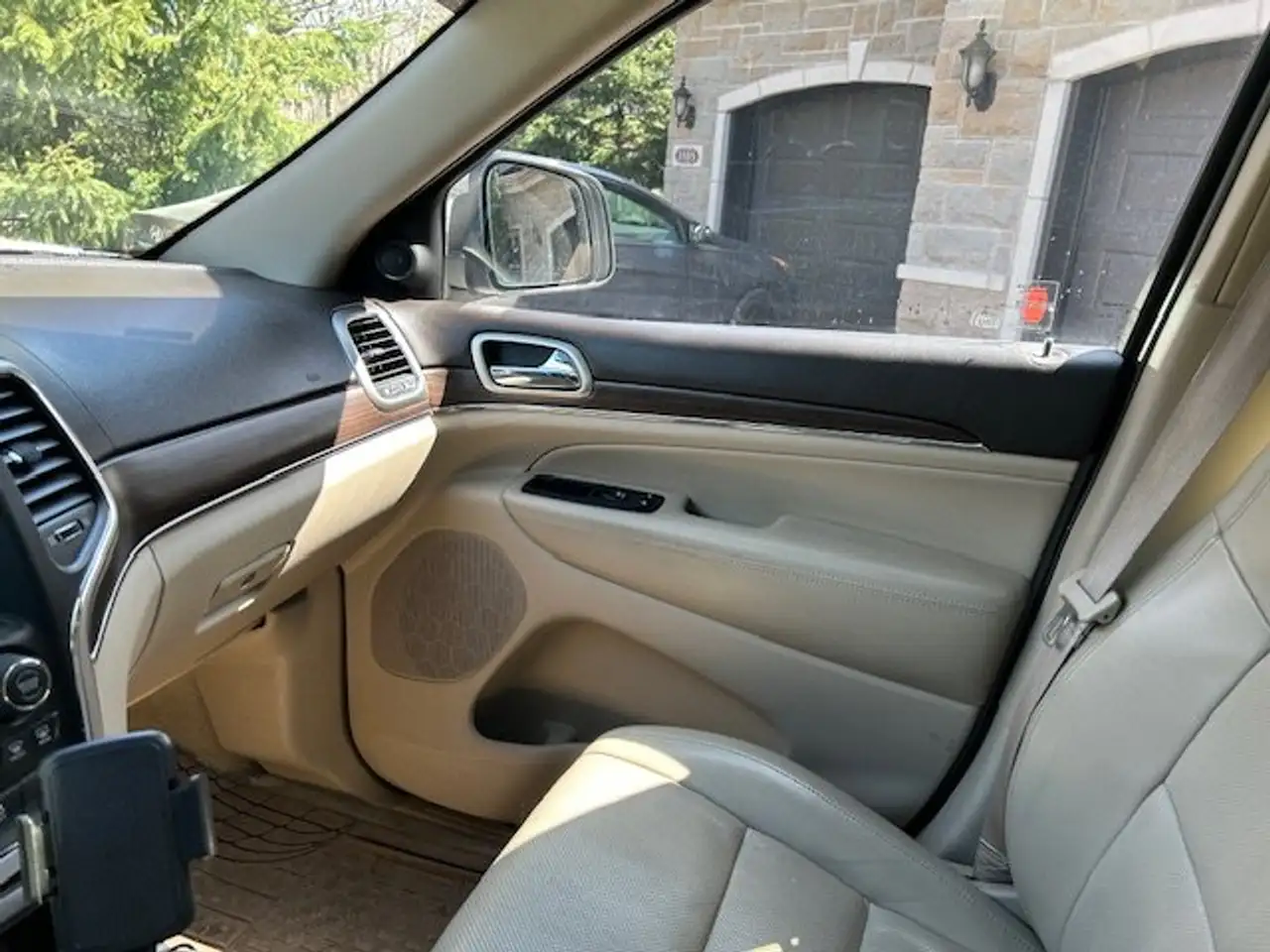 Jeep Grand Cherokee снимка Jeep Grand Cherokee